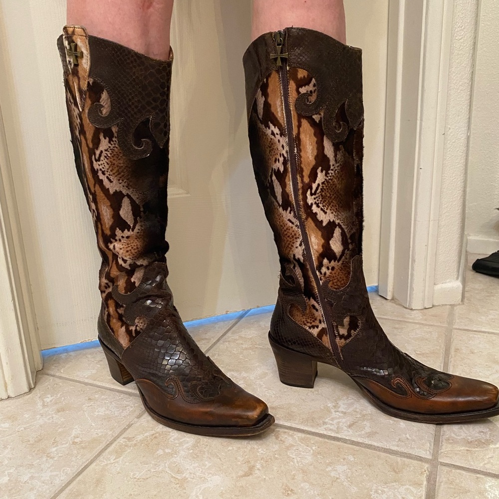 Siren by Mark Nason cowboy boots